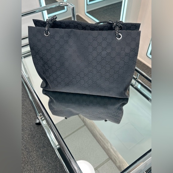 Gucci Tote - Picture 13 of 13